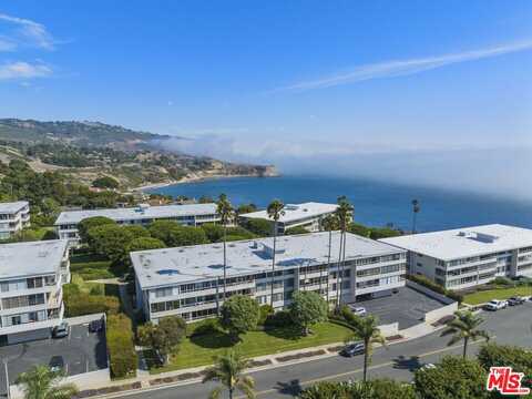 32724 Coastsite Dr, Rancho Palos Verdes, CA 90275