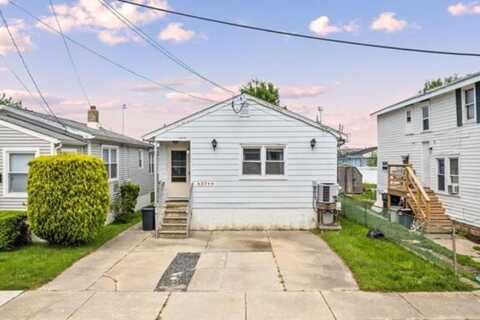 427 1/2 W Roberts, Wildwood, NJ 08260