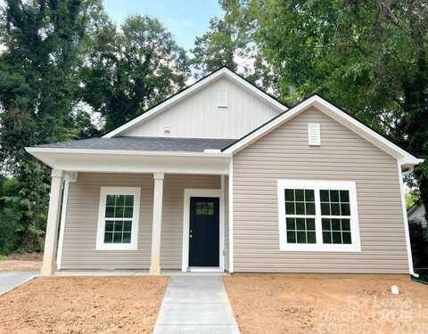 817 W Davidson Avenue, Gastonia, NC 28052