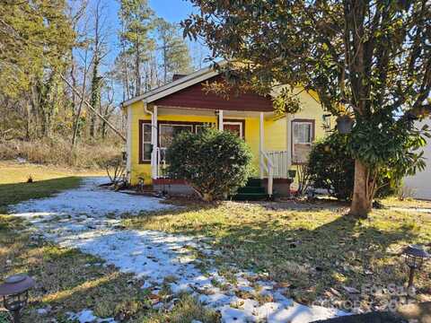 713 2nd Street Place SW, Conover, NC 28613