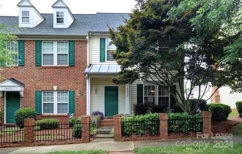 18635 Oakhurst Boulevard, Cornelius, NC 28031