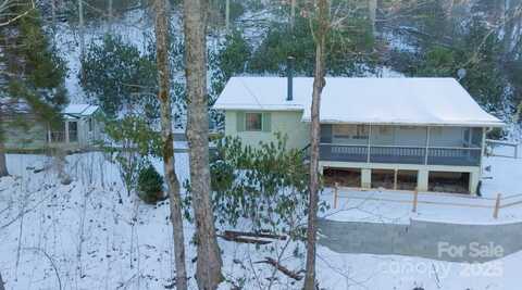 595 Forest Drive, Maggie Valley, NC 28751