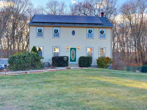 152 Gary School Road, Pomfret, CT 06259