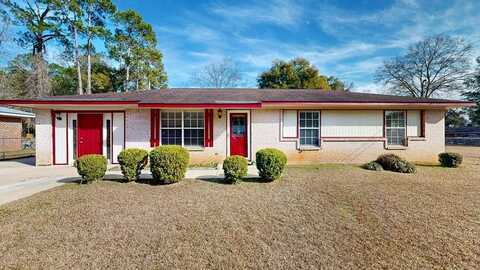 2402 Scott Road, Dothan, AL 36303