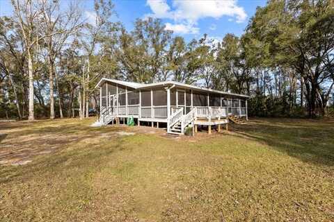 8904 240th St, O Brien, FL 32071