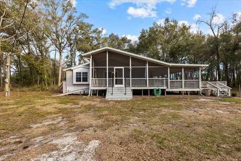 8904 240th St, O Brien, FL 32071