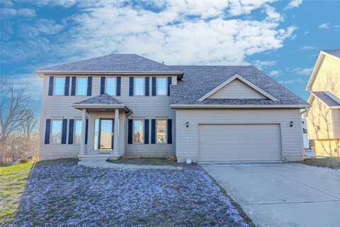 8004 Wilden Drive, Urbandale, IA 50322