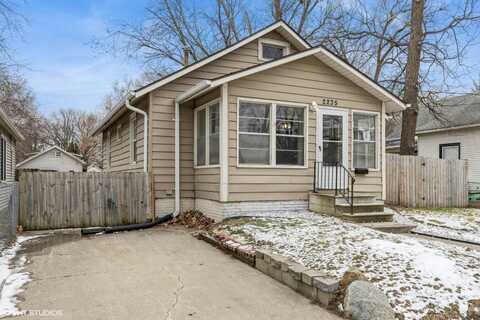 2235 Des Moines Street, Des Moines, IA 50317