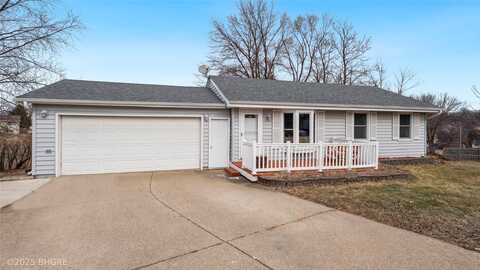 1606 W Detroit Avenue, Indianola, IA 50125