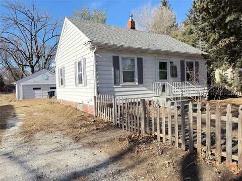 3818 E 8th Street, Des Moines, IA 50316