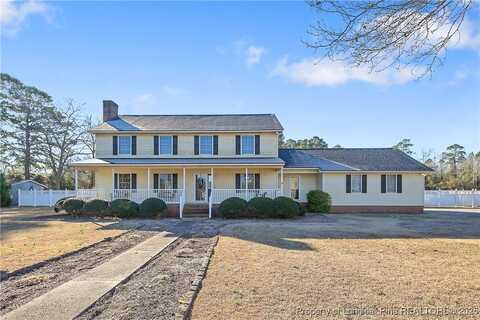 821 W Shaw Street, Saint Pauls, NC 28384