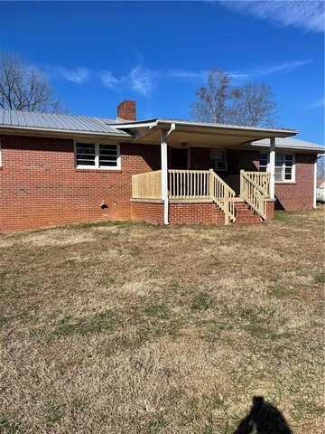 7 Bennett Road, Toccoa, GA 30577