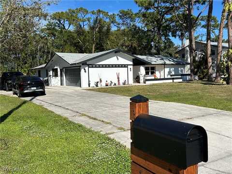 1846 Seafan Circle, North Fort Myers, FL 33903