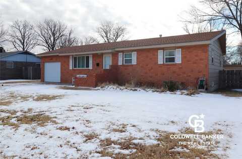 812 E Price Street, Garden City, KS 67846