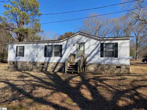 2 Cherokee Street, Laurens, SC 29360