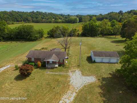 760 N Colonel Cox Rd, Coxs Creek, KY 40013