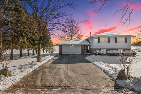 9251 E 93rd Avenue, Crown Point, IN 46307