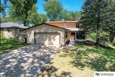 5630 Randolph Street, Lincoln, NE 68510