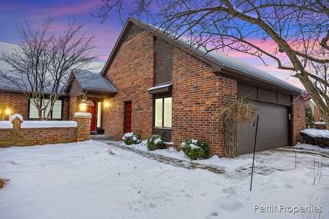 3148 E Gatehouse Drive SE, Grand Rapids, MI 49546