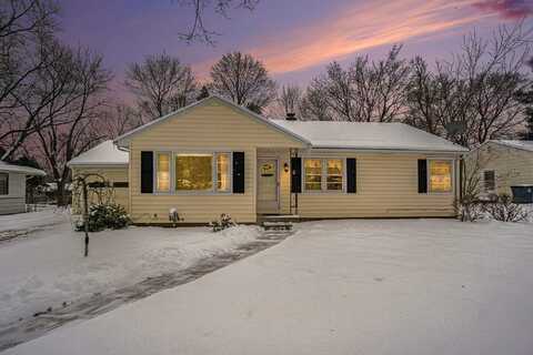 2529 Applelane Avenue, Kalamazoo, MI 49008