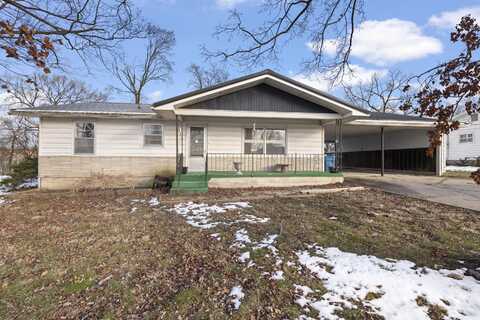 304 S 5th Street, Ozark, MO 65721