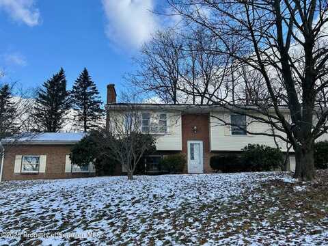 438 Dogwood Drive, Clarks Summit, PA 18411