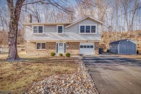 20 Donald Ave, Newton, NJ 07860