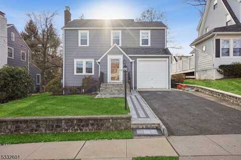 35 Morningside Rd, Verona, NJ 07044