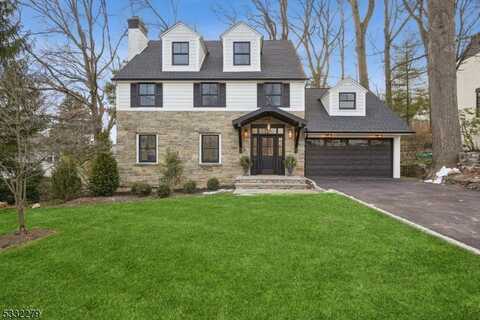 2 Crestwood Dr, Maplewood, NJ 07040