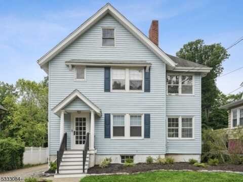 87 Personette Ave, Verona, NJ 07044