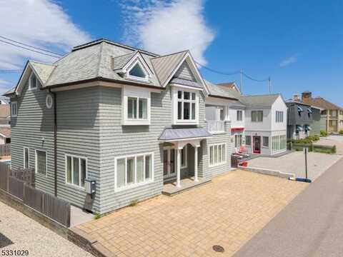 26 N Surf Rd, Toms River, NJ 08735