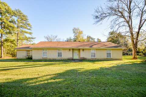 301 Colonial Cir, Starkville, MS 39759