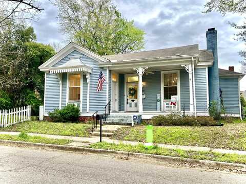 523 4th St S, Columbus, MS 39701