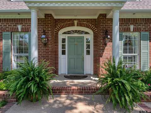 6512 Hollytree Circle, Tyler, TX 75703