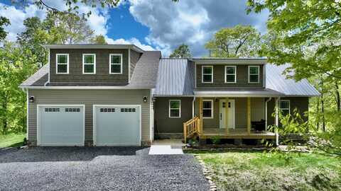 1278 Stonehenge Pkwy, Lewisburg, WV 24901