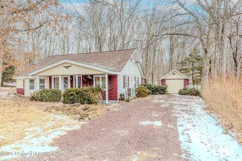 15 Hickory Hills Dr, White Haven, PA 18661