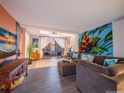 311 Ohua Avenue, Honolulu, HI 96815