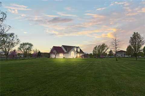 9310 Valley Garden Drive, Kansas City, MO 64139