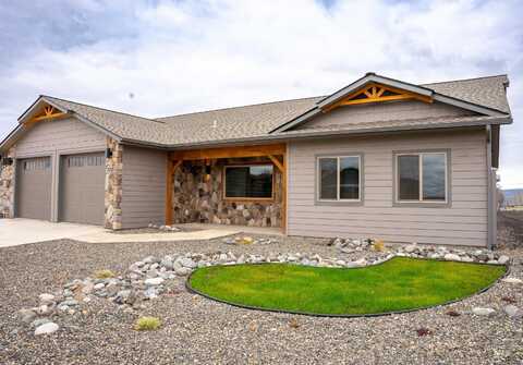 2215 Powers Drive, Lewiston, ID 83501