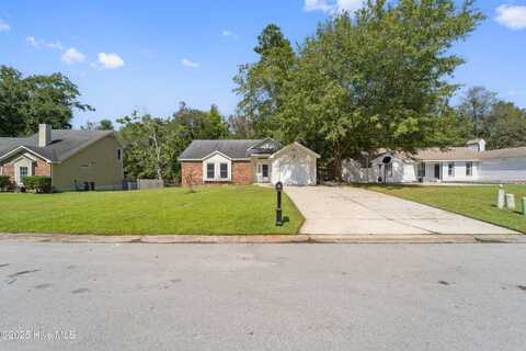 2676 Idlebrook Circle, Midway Park, NC 28544