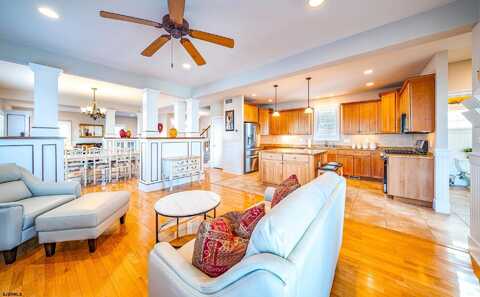234 Central Ave, Ocean City, NJ 08226