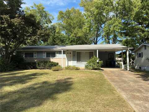 735 Teson Road, Hazelwood, MO 63042