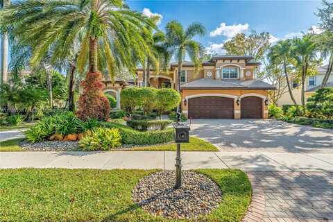 2900 W Lake Vista Cir, Davie, FL 33328