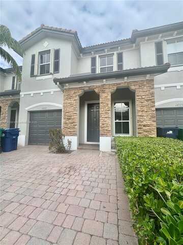 14729 SW 25th St, Miami, FL 33185