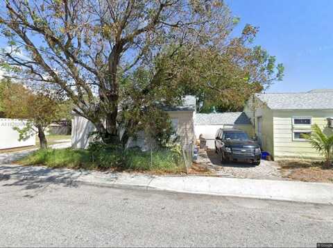 1006 3rd Ave, Lake Worth, FL 33460