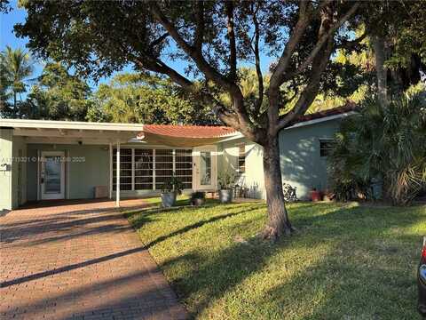 1623 SW 4th Ct, Fort Lauderdale, FL 33312