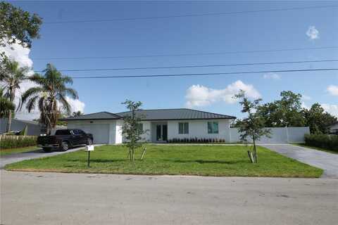18071 SW 176 ST, Miami, FL 33187