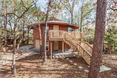 7952 Hapuna Place, Diamondhead, MS 39525