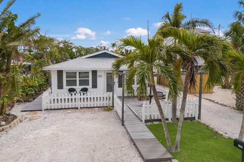 600 FOX STREET, LONGBOAT KEY, FL 34228