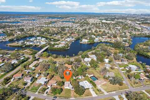 309 4TH AVENUE SW, RUSKIN, FL 33570